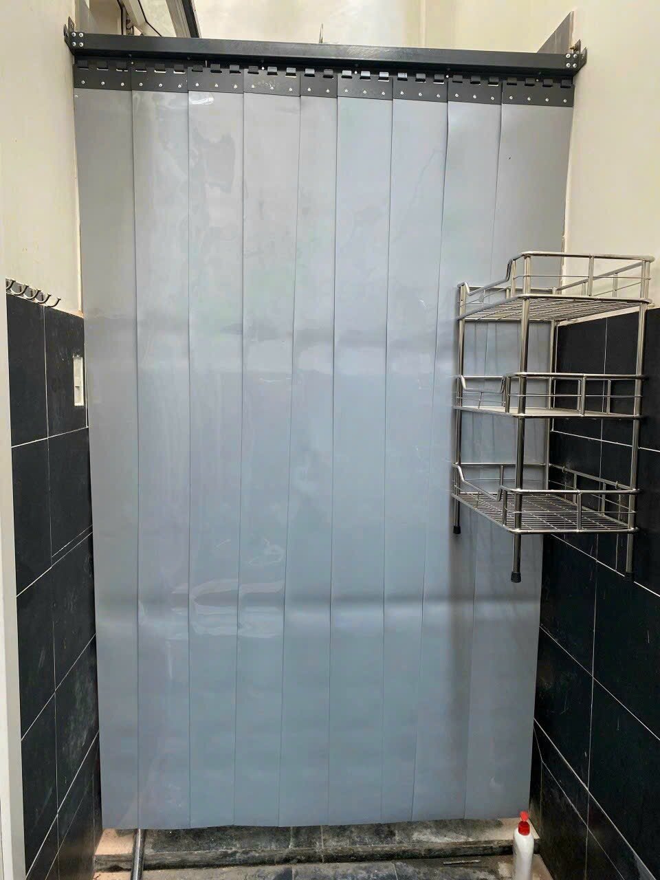 Rèm nhựa PVC ngăn lạnh che tầm nhìn - vách ngăn giá rẻ